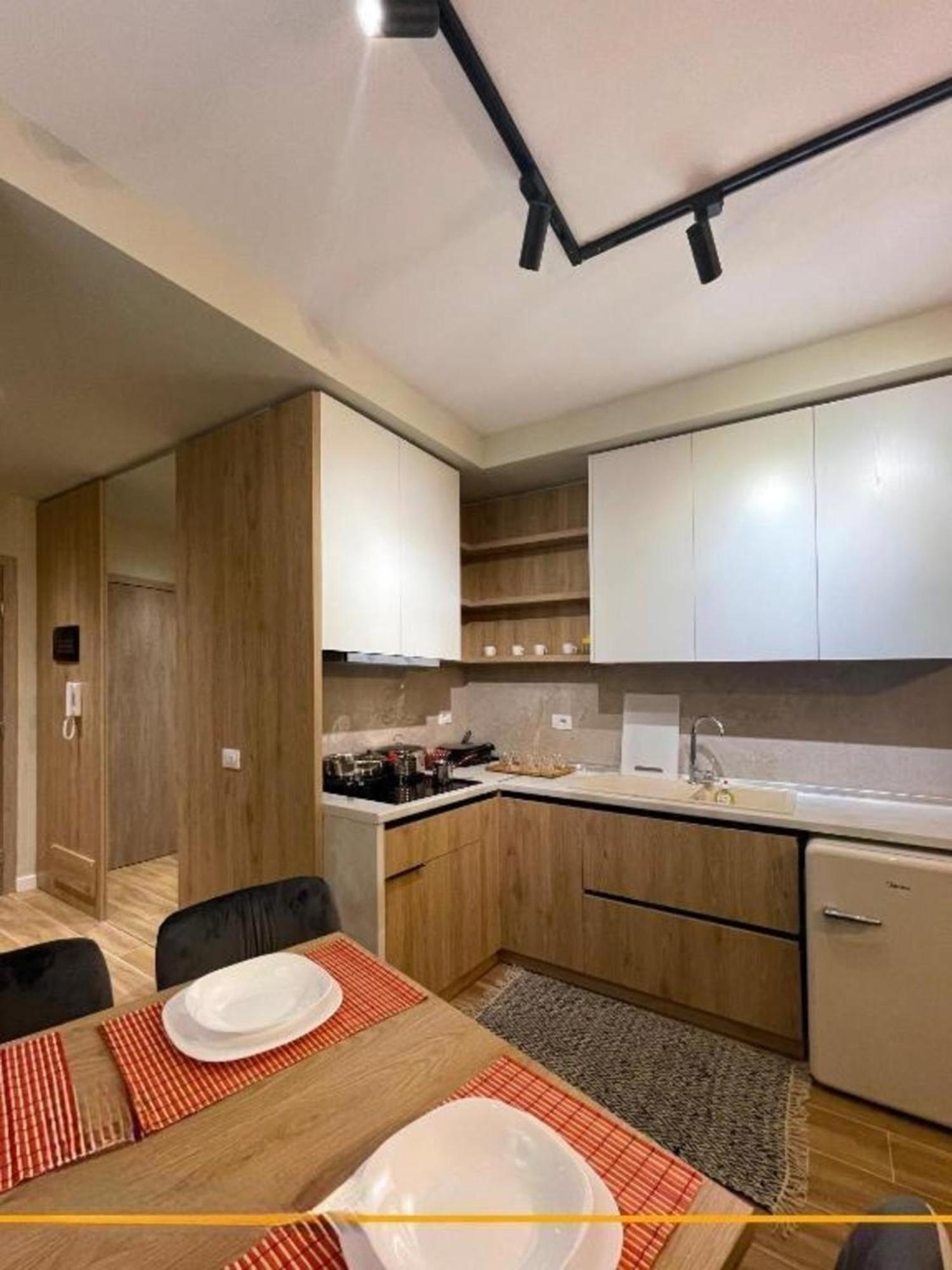 Flori Apartments Саранда Экстерьер фото