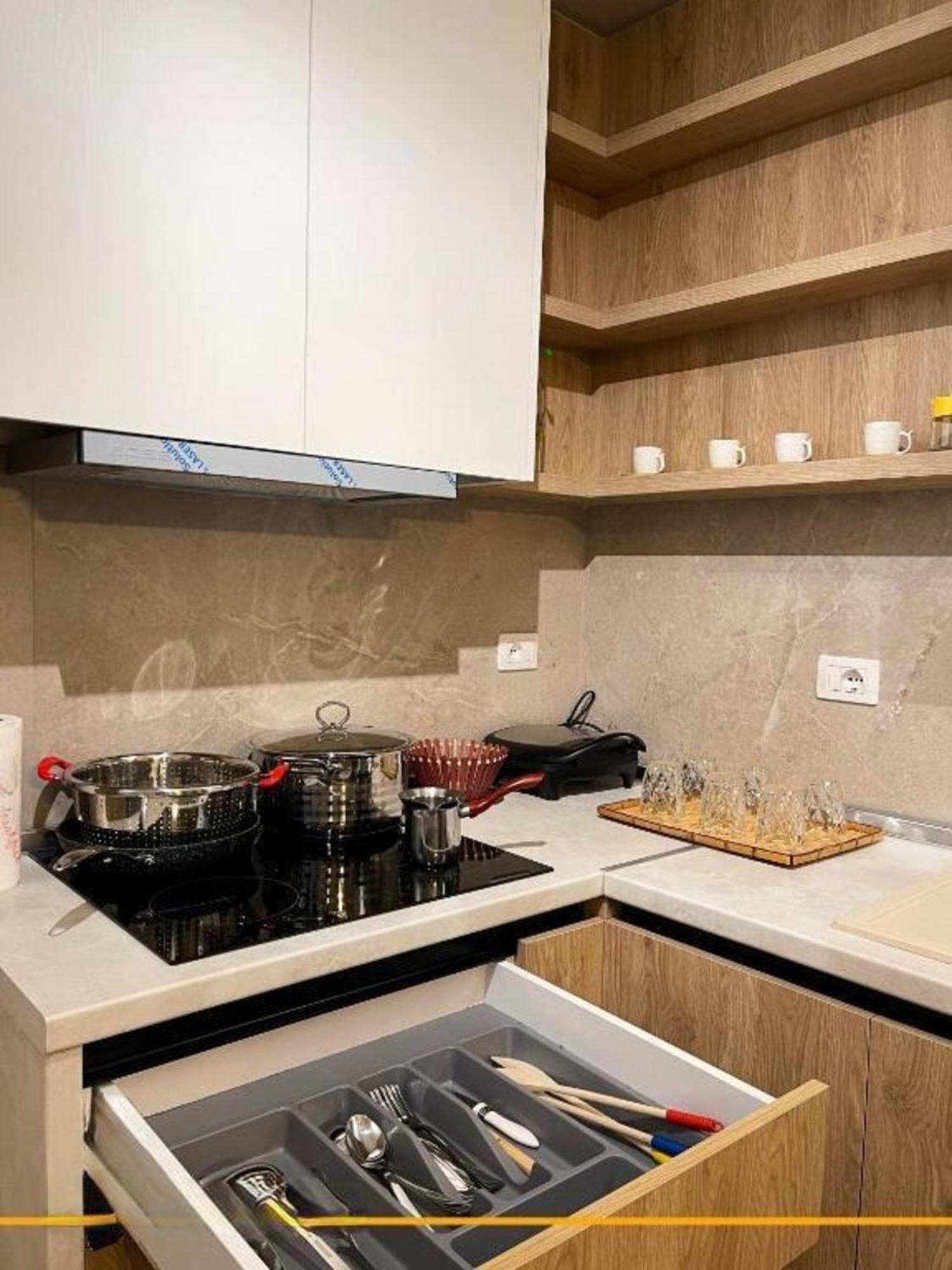 Flori Apartments Саранда Экстерьер фото